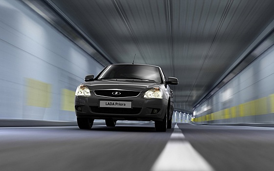 АвтоВАЗ: "Приору" никто убивать не собирается