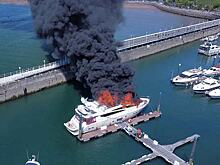 26-метровая яхта сгорела в Британии