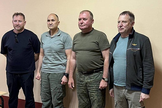 Свердловские депутаты отправились в Донбасс для организации выборов