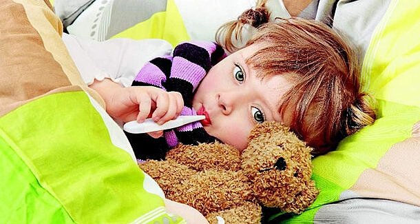 Что делать, если ребенок тяжело дышит и кашляет