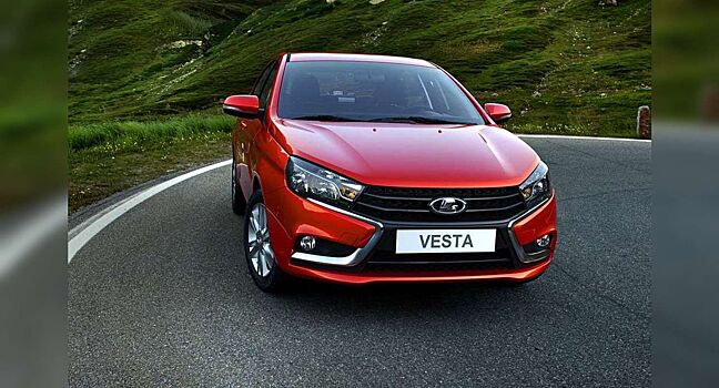 Tesla из неё не получилась: Цифровая «приборка» для LADA Vesta раздражает водителей
