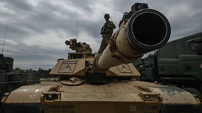 Риск самосбывающихся пророчеств: какие угрозы видит российский сенатор