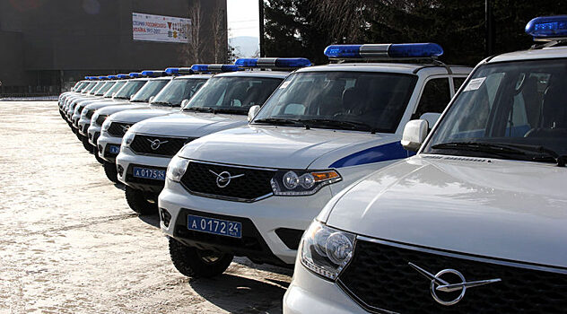 Автопарк краевой полиции пополнился новыми УАЗ «Патриот»