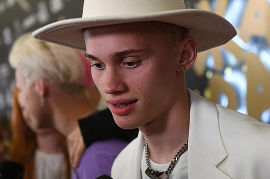 Блогер Даня Милохин вернулся в Россию