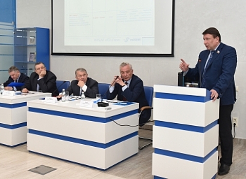 Олег Лавричев выступил с докладом о совершенствовании законодательства для предприятий ОПК