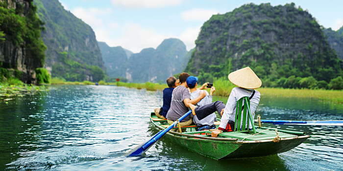 Вьетнам открылся для невакцинированных туристов
