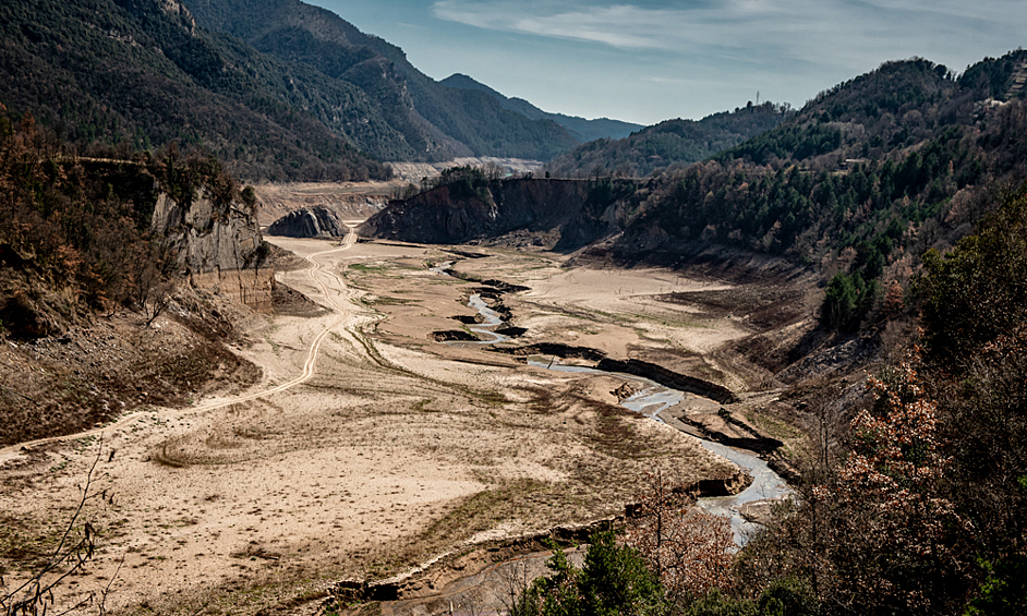 Засуха на болоте Панта-де-ла-Баэльс, Испания