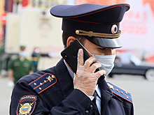 Охранник выпрыгнул в окно при виде гранаты. Паника в столичном ТЦ