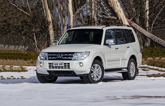 Mitsubishi Pajero заменят на семейный кроссовер с новым именем