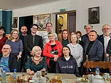 «Он прекрасно знал, что мама его правит»: дочь Сергея Снегова рассказала об отце приехавшим в Калининград финалистам конкурса имени писателя (фото, видео)