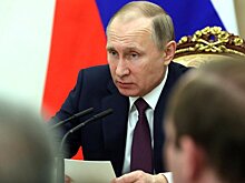 Путин уволил двух высокопоставленных чиновников в МЧС