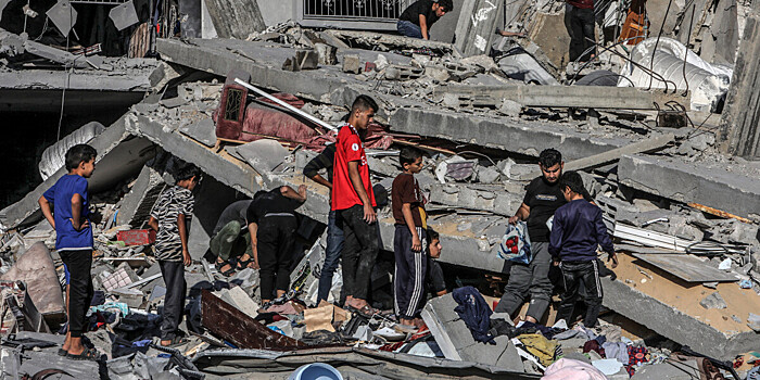 Без воды, продуктов и лекарств: как люди выживают в блокадном секторе Газа?