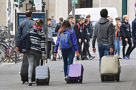 Россияне массово перестали ездить в Европу