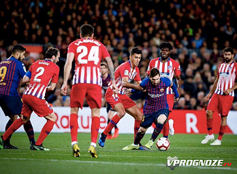 «Барселона» — «Атлетико»: аналитики назвали фаворита матча 31-го тура Примеры