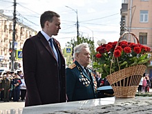 Павел Малков возложил цветы к Вечному огню у мемориала Победы