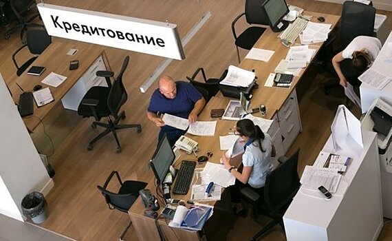 Россияне стали чаще брать кредиты на покупку отечественных машин