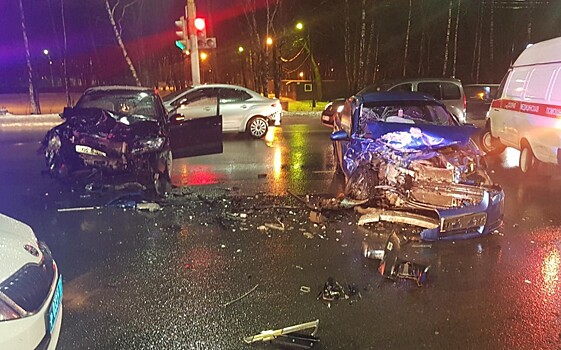 В ДТП на улице Спортивной пострадали двое