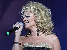 Судить мошенников, обманувших Ларису Долину, будут в подмосковной Балашихе