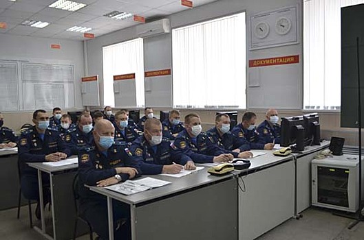 С военнослужащими дальней авиации проведены занятия для получения допуска к несению службы в суточном наряде