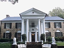 Стало известно, кому достанется наследство Элвиса Пресли после смерти его единственной дочери