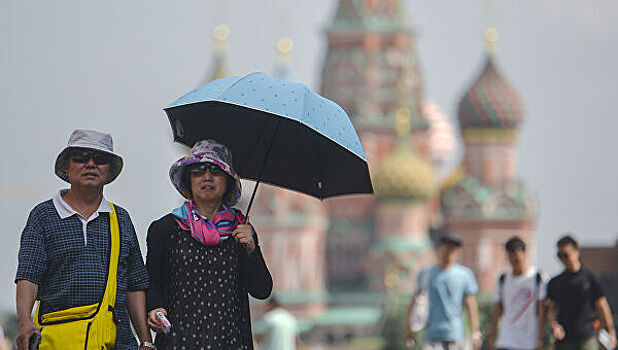Иностранцы стали реже приезжать в Россию