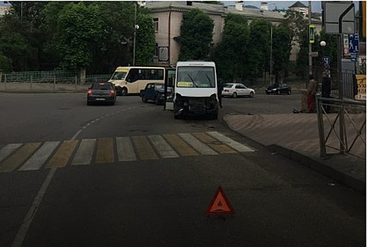 В Кисловодске автобус попал в ДТП