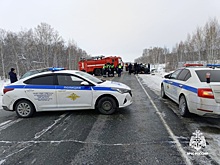 СМИ рассказали о погибших в аварии в Усть-Таркском районе НСО
