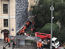 В Москве начали закрашивать граффити с именами пропавших детей