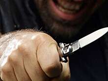 В Энгельсе за ущерб от ДТП вымогатели забрали елочные игрушки