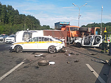 Массовая автоавария на МКАД из-за отлетевшего колеса попала на видео