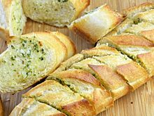 Секрет ароматного хлеба, который я пеку дома. Этот вкусный сырный хлеб «по-французски» долго не черствеет