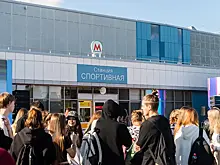 Почти 17 тыс пассажиров перевезла станция «Спортивная» в день первого матча КХЛ