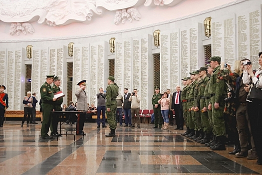 Выпускникам РТУ МИРЭА вручены погоны лейтенантов