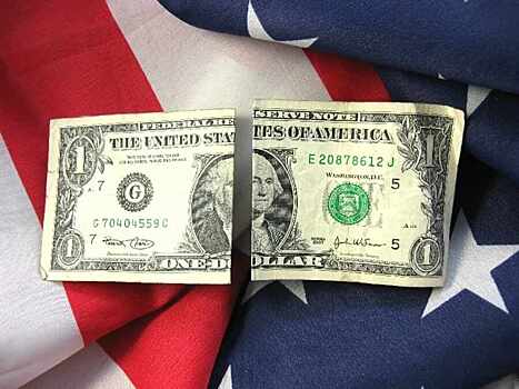 РИА Новости: борьба демократов и республиканцев может привести США к дефолту в 2023 году