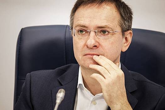 Реакцию Азербайджана на слова Мединского объяснили