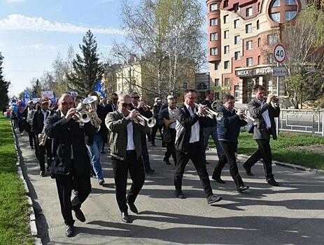 Как в Барнауле отметили Первомай: «Люди изголодались по таким шествиям»