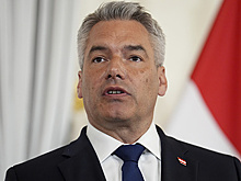 Канцлер Австрии призвал к переговорам после атаки на ЗАЭС
