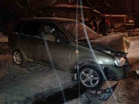 Пьяная 21-летняя автомобилистка без прав устроила ДТП в Ленинском районе