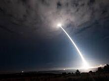 США анонсировали испытательный пуск межконтинентальной ракеты