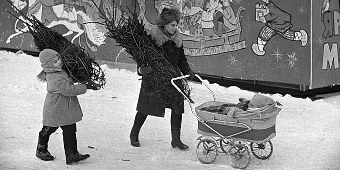 Мандарины, елка, оливье: как отмечали Новый год в Советском Союзе