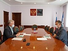Глава региона Игорь Кобзев провел рабочую встречу с мэром Братска Сергеем Серебренниковым