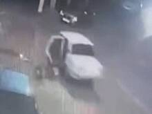 Заснувшая в машине девушка на скорости вылетела из двери на дорогу Башкирии