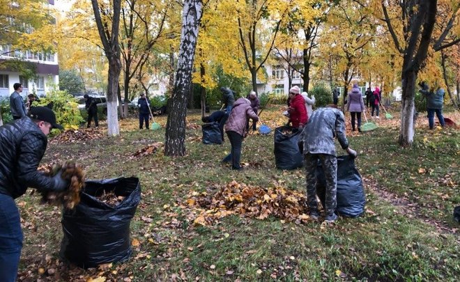 В Челнах более 33 тысяч человек приняли участие в городском субботнике