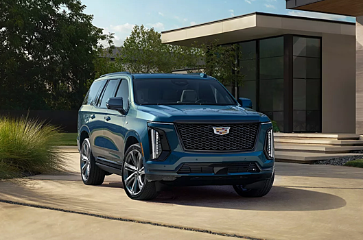 Cadillac обновил Escalade: без дизеля, но с 55-дюймовым экраном