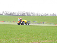 Юрий Слюсарь: Весенняя посевная набирает темп