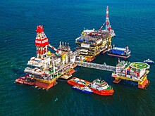 На чем основана стратегия развития "Лукойла"