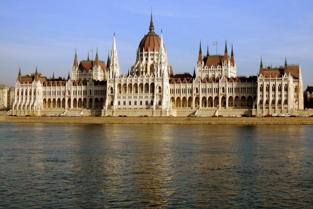 Здание венгерского парламента