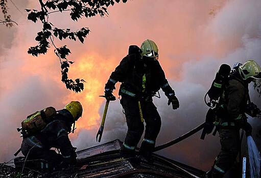 В российском регионе жилой дом загорелся из-за обстрела со стороны ВСУ