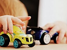 В российском городе двухлетний мальчик сбежал из детсада и полчаса гулял один