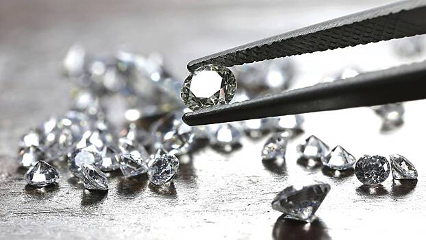 Глава De Beers: Российские алмазы практически невозможно отличить на таможне